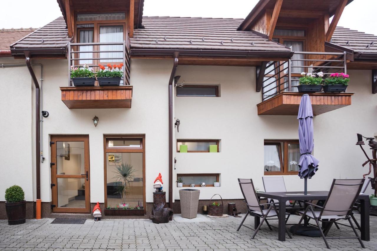 Отель Casa Nitu Сибиу Экстерьер фото