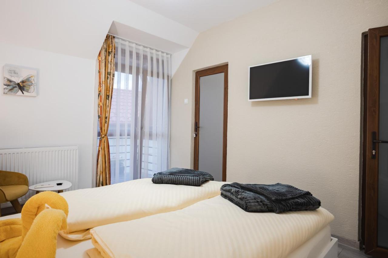 Отель Casa Nitu Сибиу Экстерьер фото